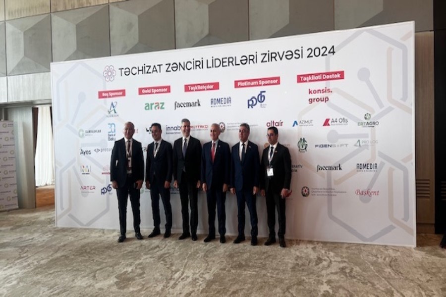 Gülüstan sarayında təchizat zənciri liderləri zirvəsi