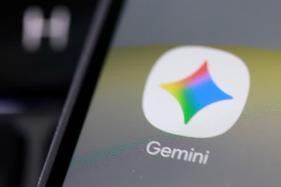 Google Gemini üçün daha səmərəli işləyəcək yeni süni intellekt çipi hazırlayır