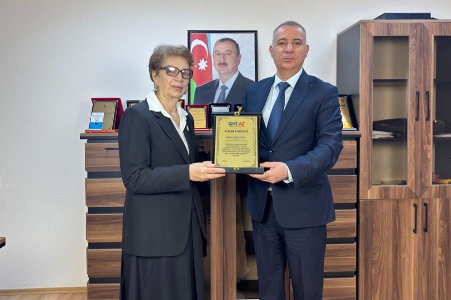 İradə Həsənova 65 illik yubileyi münasibətilə təltif edilib