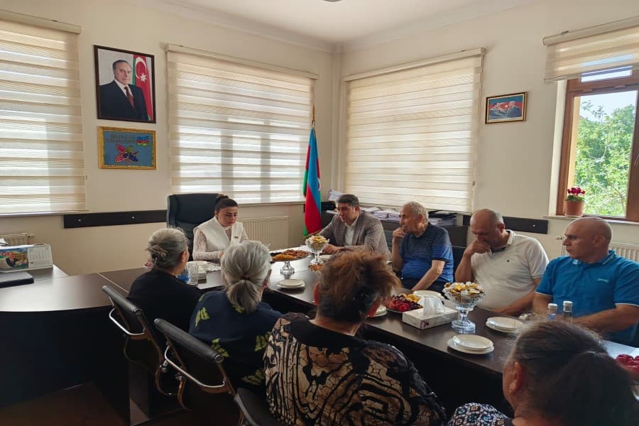 Deputat Pərvanə Vəliyeva Xətai rayonunda səyyar vətəndaş qəbulu keçirib - FOTOLAR
