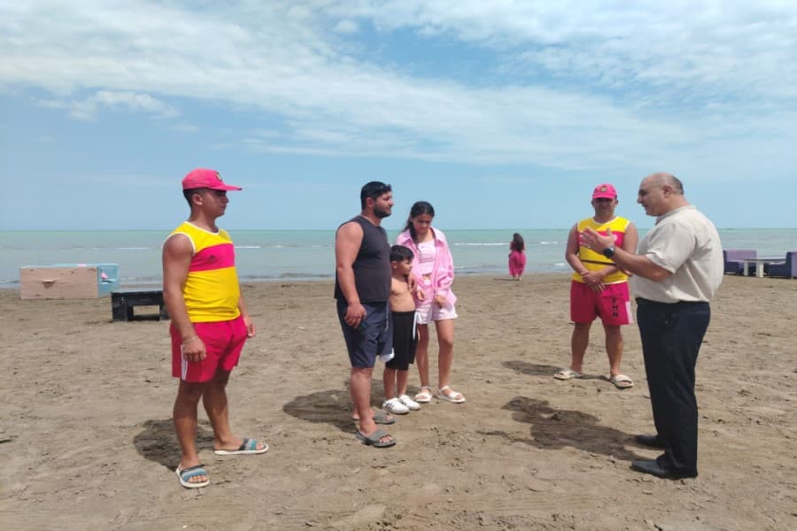 FHN-in Sumqayıt Regional Mərkəzi çimərliklərdə maarifləndirmə tədbirlərini davam etdirir