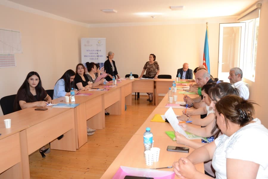 “Bölgələrdə gender problemlərinin təhlili” layihəsi başa çatıb