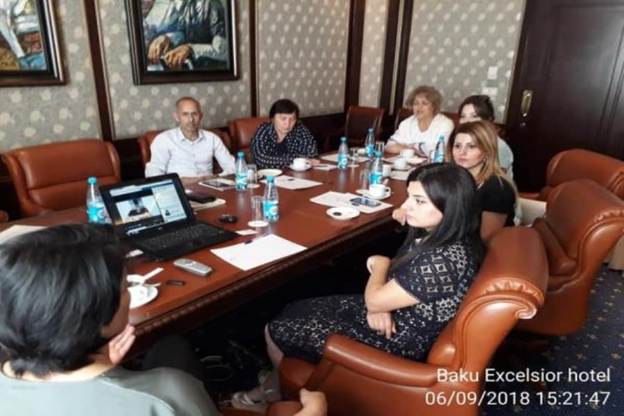 Vərəm əleyhinə QHT koalisiyasının üzvləri millət vəkili Sona Əliyeva ilə görüşüb