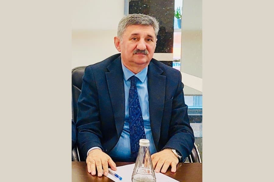 Rey Kərimoğlu: Məskunlaşacaq ərazilərin mina təmizlənməsi prioritetdir