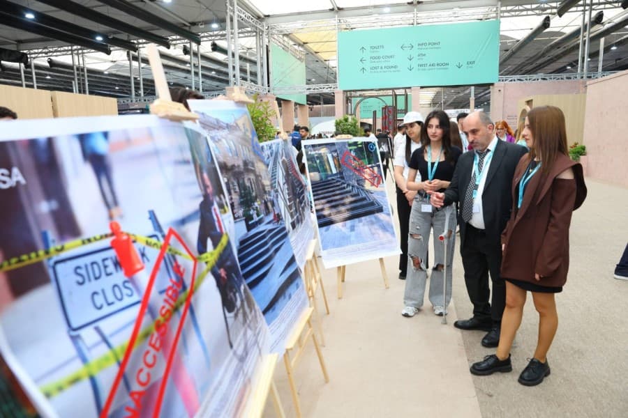 WUF13 çərçivəsində “Müyəssərlik Mifləri: Modern Şəhərsalmanın Görünməyən Sədləri” adlı foto-sərgi təqdim olunub