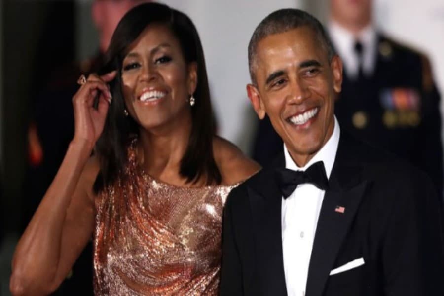 Mişel Obama: Siyasət ailələrin həyatını soyur