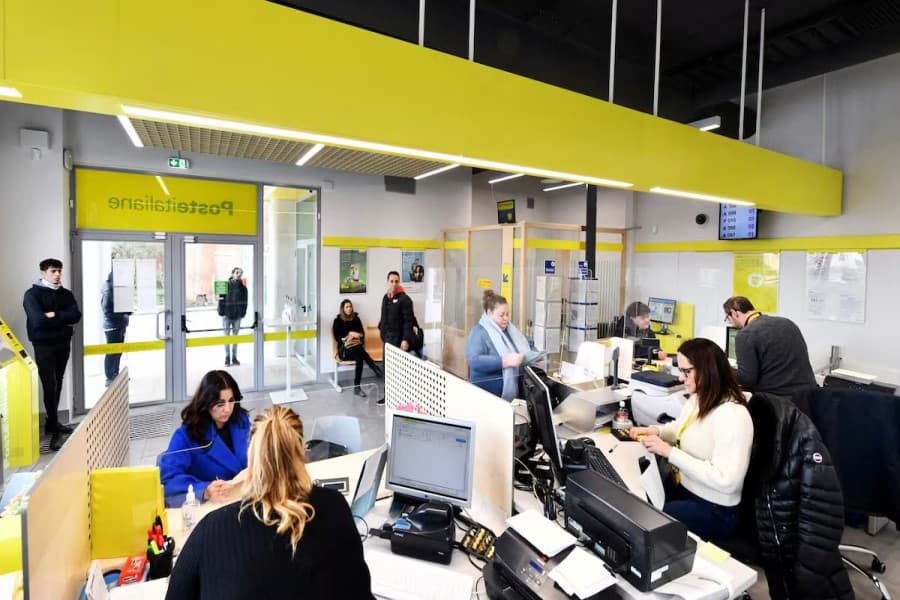 İtaliyanın poçt xidməti süni intellekt infrastrukturunun inkişafına qoşulur