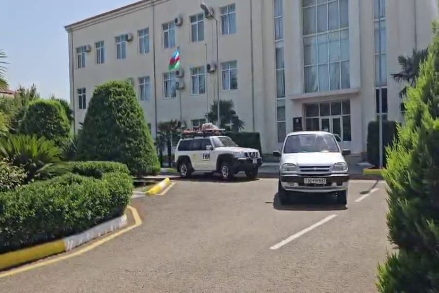 “Mürəkkəb relyefli ərazilərdə axtarış-xilasetmə işləri zamanı fəaliyyətin təşkili” mövzusunda təlim keçirilib