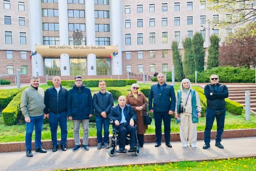 Azərbaycan QHT nümayəndələri Moldova Parlamentinə ekskursiya ediblər