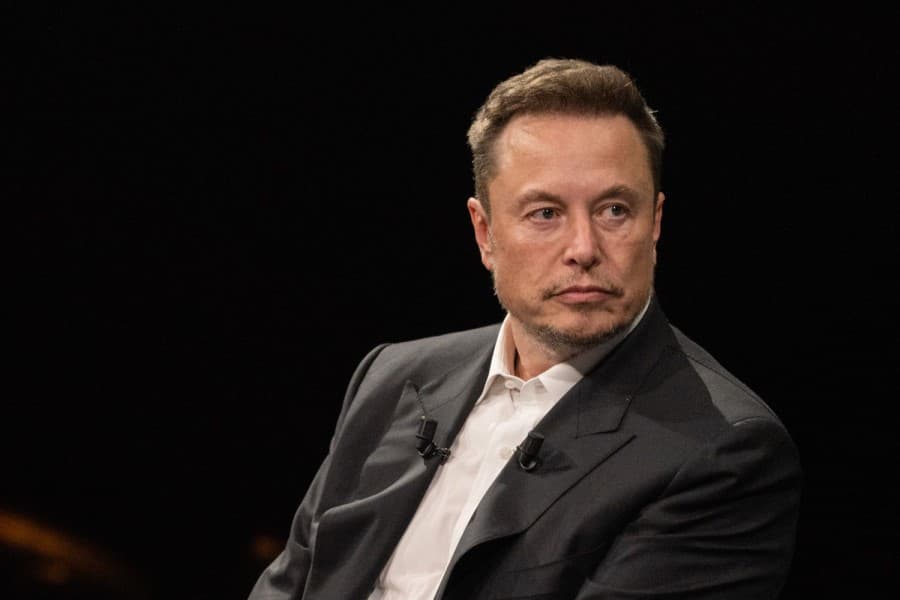 Musk biznesini itirəcəkmi?