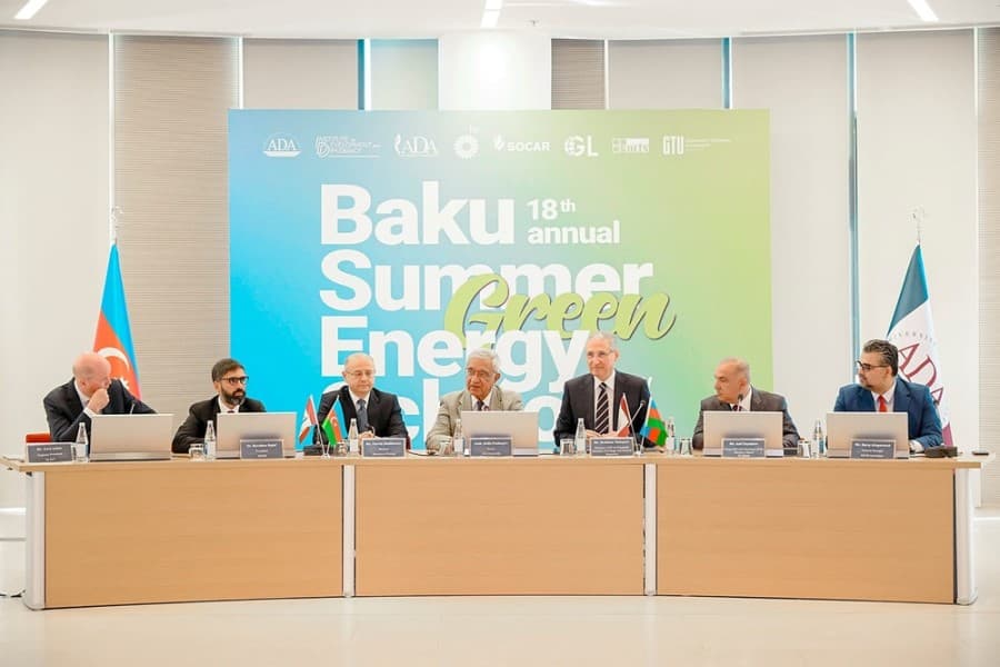 18-ci Bakı Yay Enerji Məktəbi fəaliyyətini davam etdirir - FOTOLAR