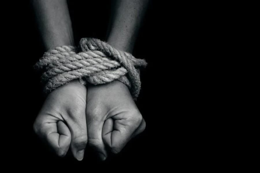 Saxta iş vədləri ilə insan alveri: risklər artır