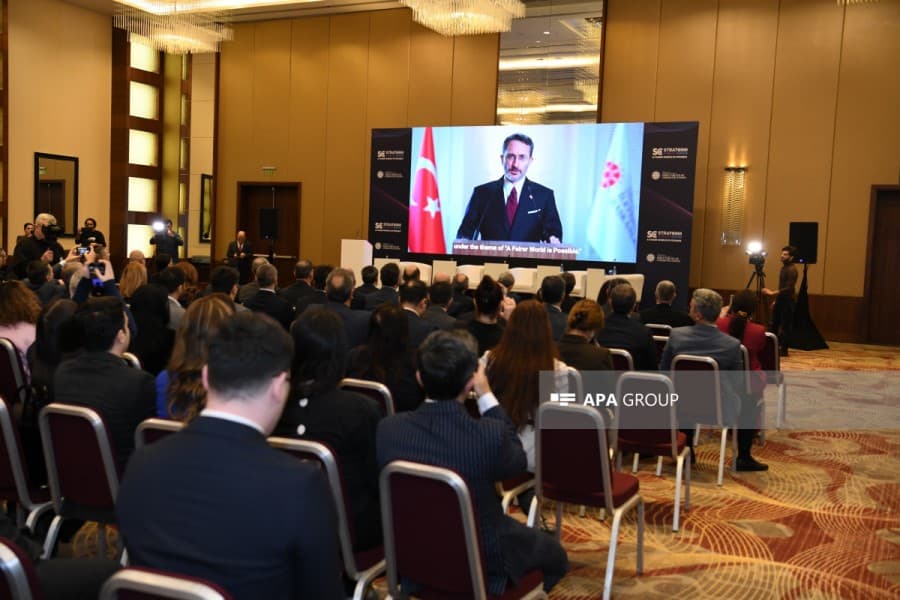 Bakıda “Stratcom Public Forum”u çərçivəsində panel müzakirə keçirilib - FOTOLAR + VİDEO