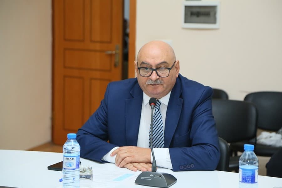 Rauf Zeyni: “Qərbi Azərbaycanın irsini beynəlxalq tribunada təqdim etməyə hazır olmalıyıq”