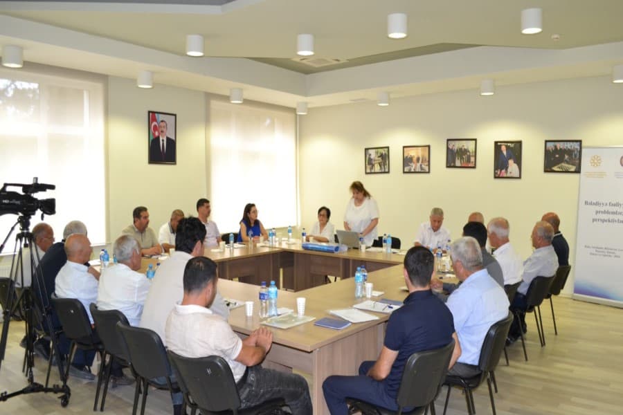 Biləsuvarda “Bələdiyyə fəaliyyəti – problemlər və perspektivlər” layihəsi çərçivəsində tədbir keçirilib