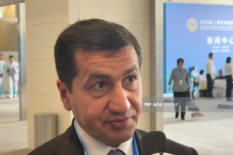 Hikmət Hacıyev: Çin və Azərbaycan hər zaman bir-birini dəstəkləyib