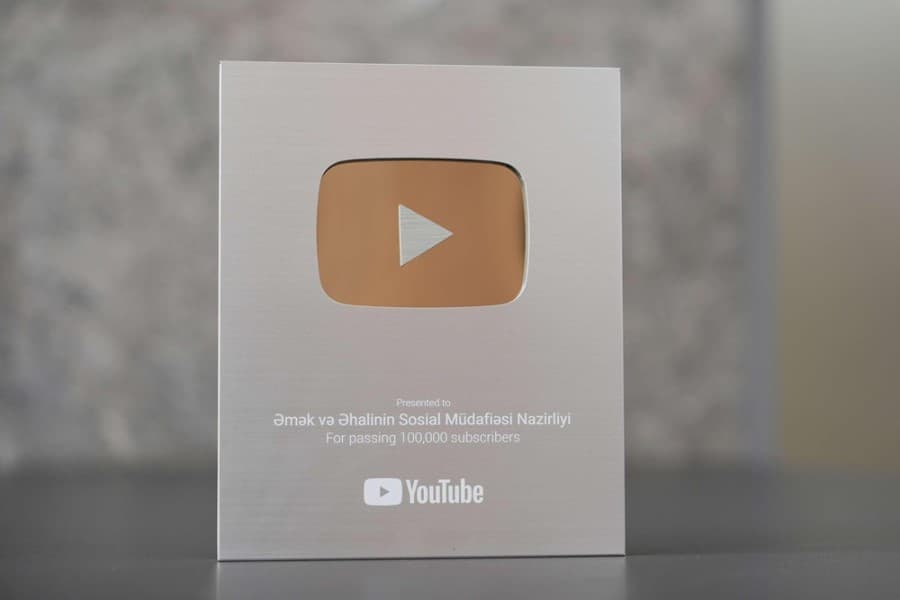 ƏƏSMN “Youtube” platforması tərəfindən gümüş plaketə layiq görülüb - FOTO