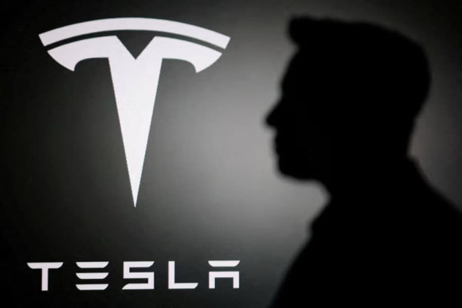 İlon Mask Tesla ilə SpaceX-in birləşməsi ehtimalını yenidən gündəmə gətirdi