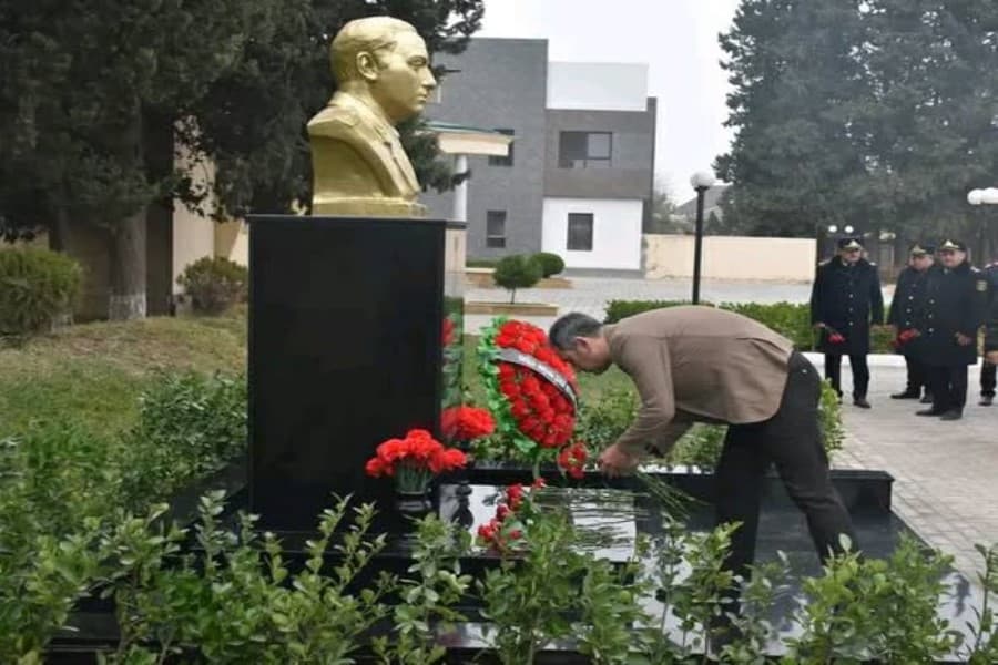 Azərbaycanın Milli Qəhrəmanı İmanverdi Əliyevin xatirəsi ehtiramla anılıb - FOTOLAR