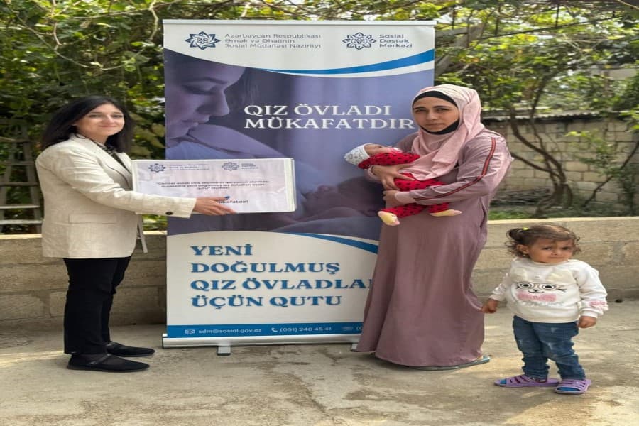 “Yeni doğulmuş qız övladları üçün qutu” layihəsi Salyanda davam etdirildi