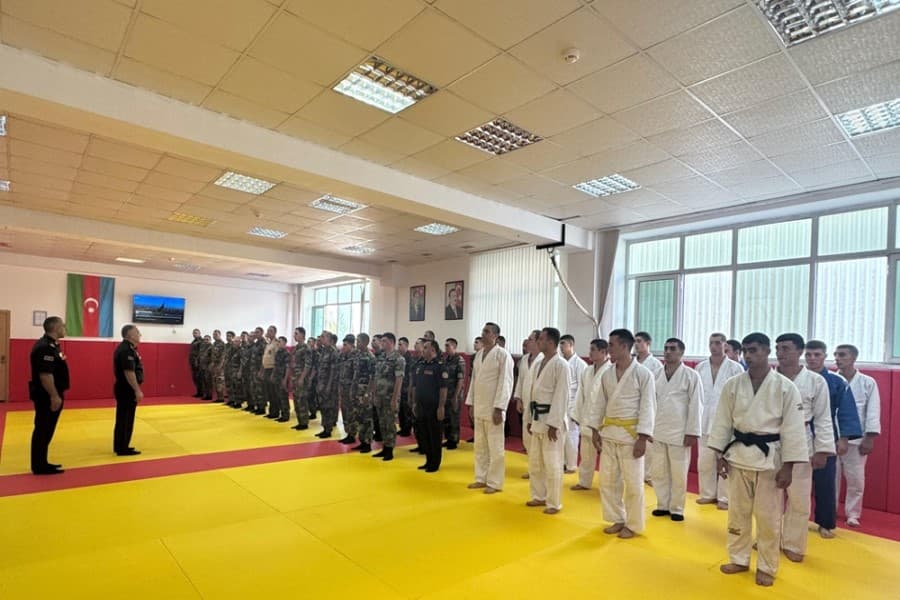 FHN-in Mülki müdafiə qoşunlarının hərbi hissələri arasında cüdo idmanı üzrə birincilik keçirilib - FOTOLAR