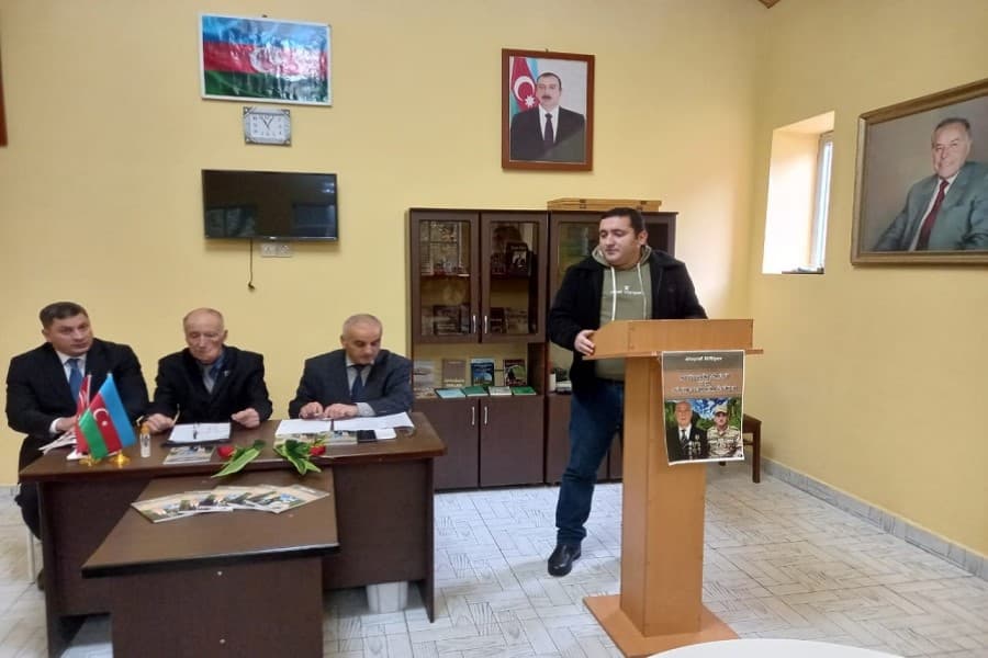 Ələşrəf Niftiyevin oxucularla növbəti görüşü