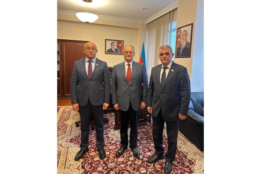 Komitə sədri Şura sədri ilə görüşüb - FOTOLAR