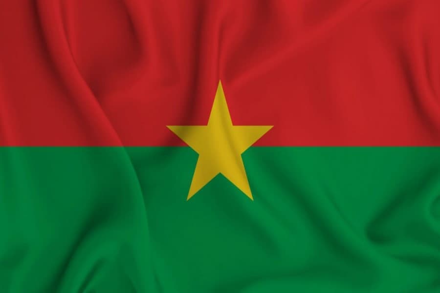 Burkina Faso 100-dən çox QHT-nin fəaliyyətini dayandırdı