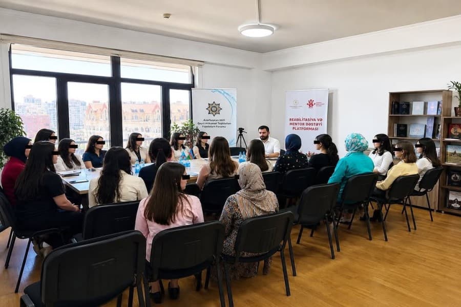 Reabilitasiya və mentor dəstəyi platforması layihəsi çərçivəsində ilk təlim keçirilib