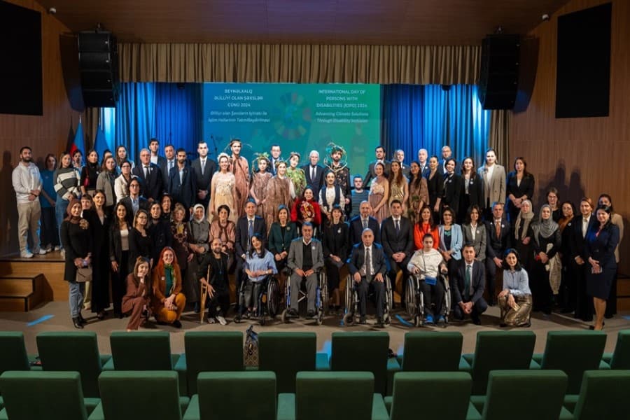 BMT-nin Azərbaycandakı nümayəndəliyi inklüziv iqlim fəaliyyətlərinə dəstək tədbiri keçirib - FOTOLAR