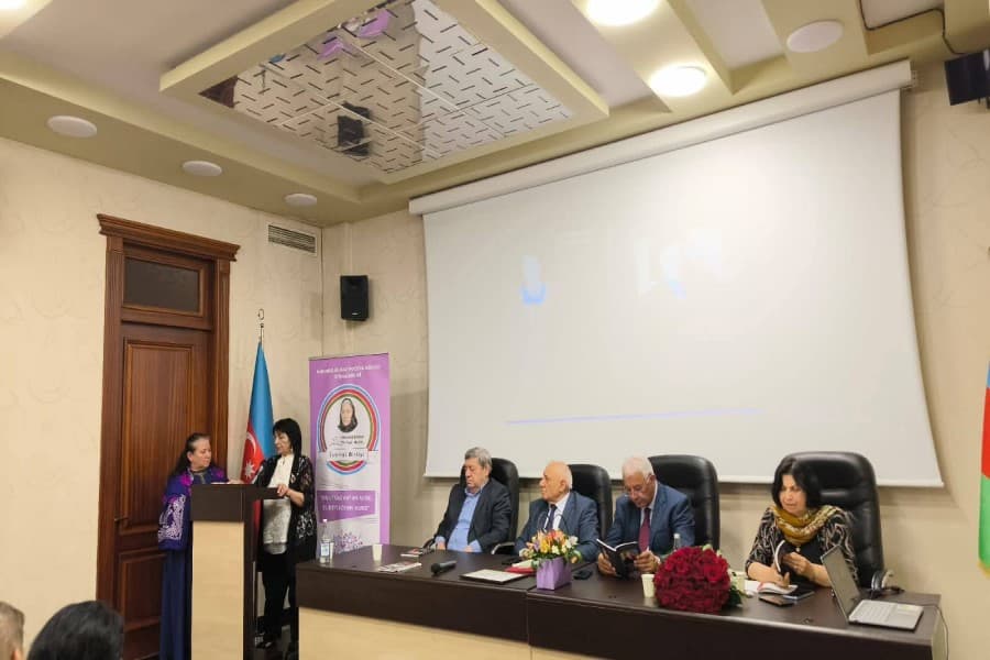 Azərbaycan Milli QHT Forumunda “Onu zaman seçib” kitabının təqdimatı keçirilib