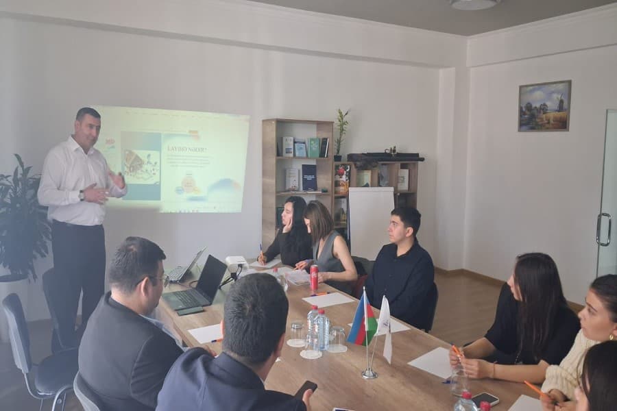 “Layihələrin Yazılması və İdarə Olunması” mövzusunda təlim proqramı həyata keçirildi