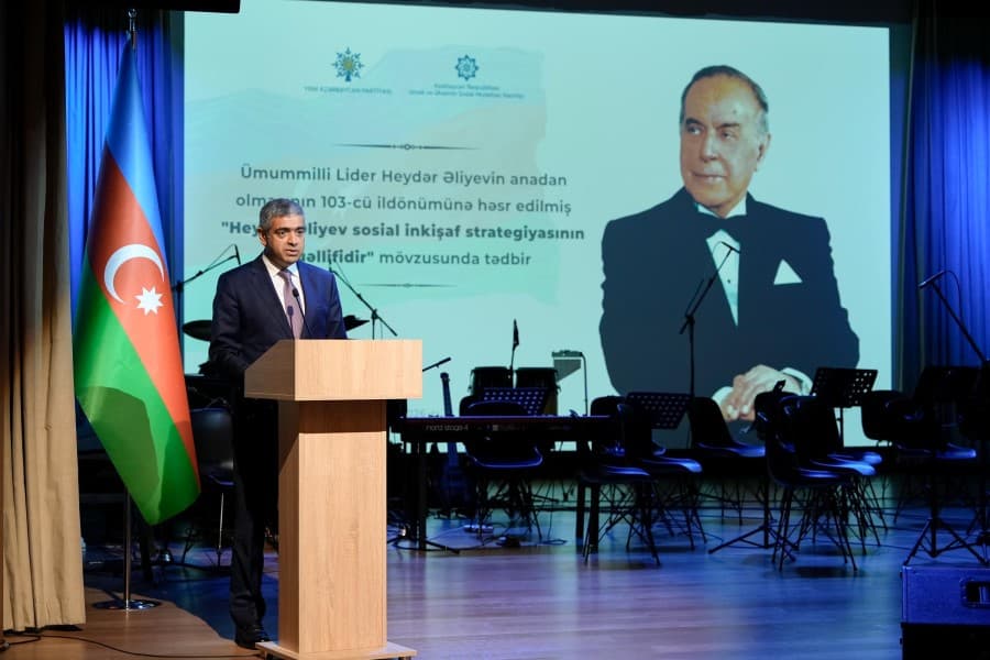 “Heydər Əliyev sosial inkişaf strategiyasının müəllifidir” mövzusunda tədbir keçirilib