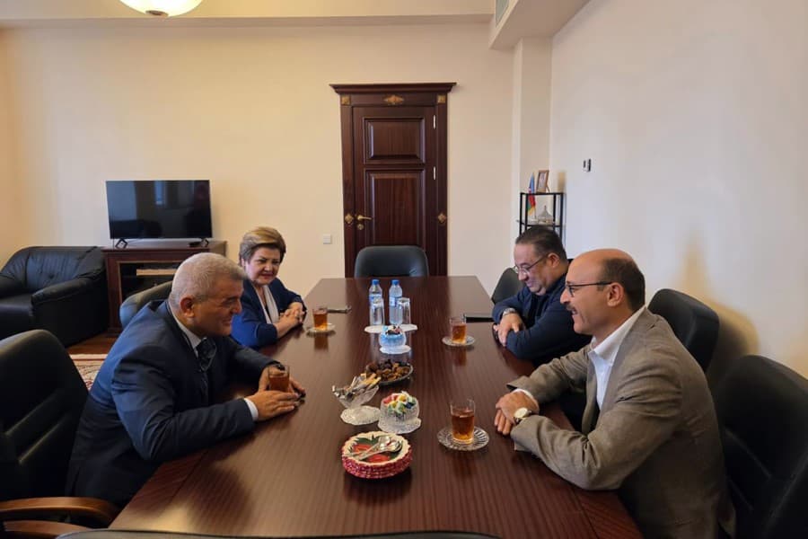 Komitə sədri qardaş ölkədən gəlmiş ictimai xadimlərlə görüşüb - FOTOLAR