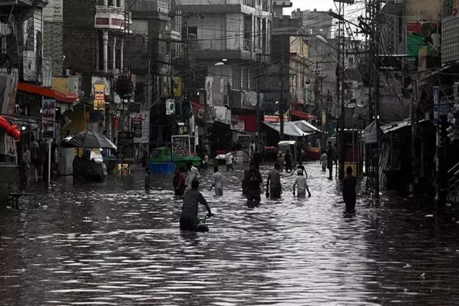 Pakistanda musson yağışları 24 nəfərin ölümünə səbəb olub