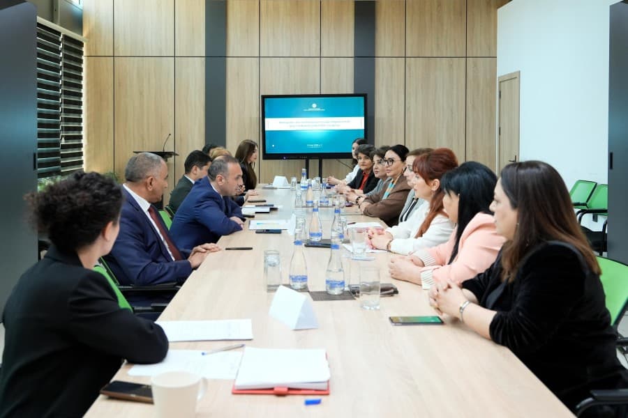 QHT-lərlə “Himayədar ailə institutunun inkişaf etdirilməsi” mövzusunda görüş keçirilib