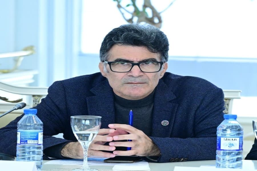 Saatlıq maaş sistemi istismarın qarşısını alacaqmı? Sahib Məmmədov AÇIQLADI