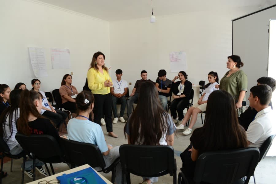 “Yaşıl enerji ilə təmiz gələcəyə doğru” layihəsi çərçivəsində növəti təlim keçirilib