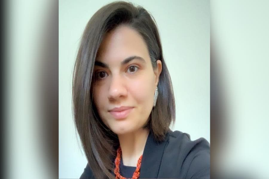 Fotolarda gülümsəmələrini tələb etdiyimiz uşaqlar - Nigar Adil
