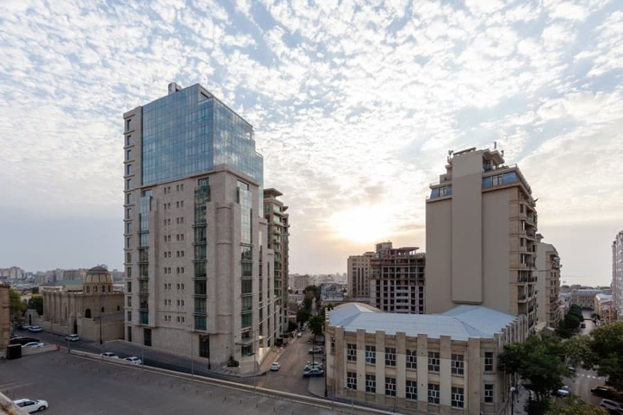 FHN "Nizami Boutique House" çoxmərtəbəli yaşayış binasında təlim keçirəcək