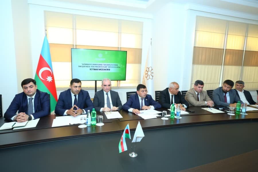 QHT Agentliyində aqrar sahə profilli QHT-lərin iştirakı ilə ictimai müzakirə keçirilib - FOTOLAR