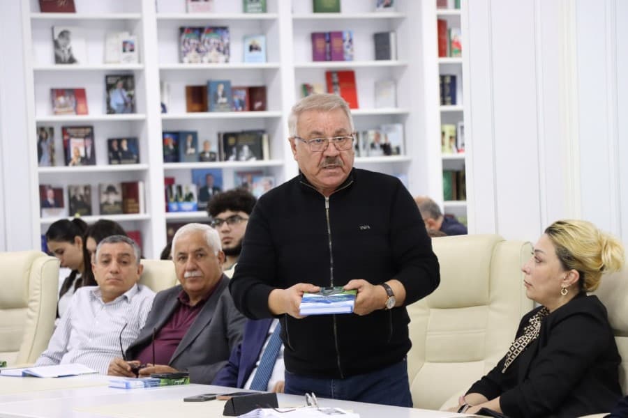 Elman Mustafazadə: “Qərbi Azərbaycan faktoru revanşist qüvvələrə cavabdır”