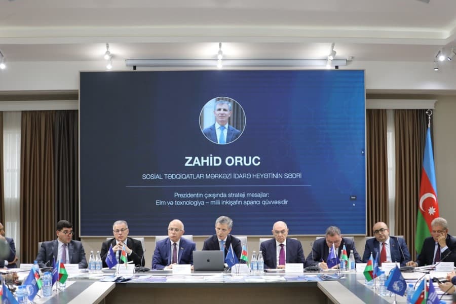 Sosial və siyasi elmlər müasir çağırışlar qarşısında: beyin mərkəzlərinin, akademik elmin və universitetlərin vəzifələri müzakirə edilib - FOTOLAR