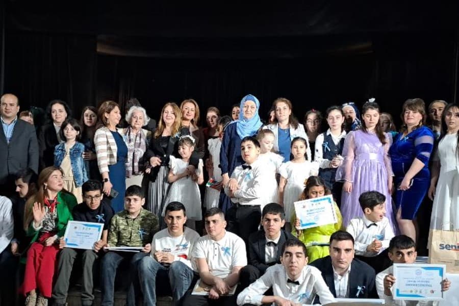 “2 aprel – Ümumdünya Autizm Günü”nə həsr olunmuş 'Rəngli Dünyalar:- Autizm və Sevgi' adlı tədbir təşkil olunub