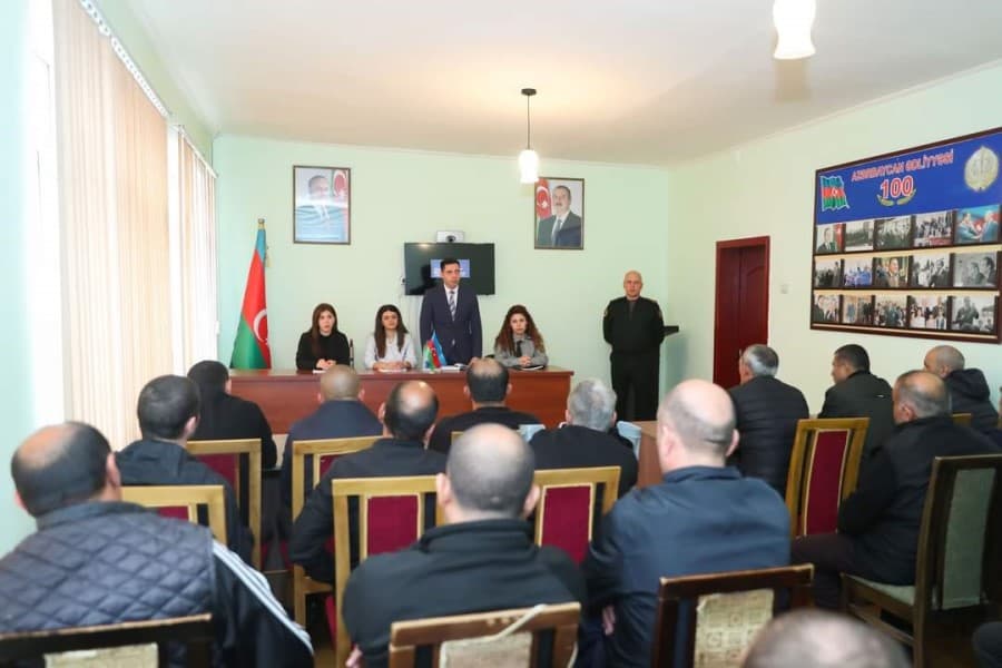 Cəzaçəkmə müəssisələrində maarifləndirmə görüşləri keçirilib