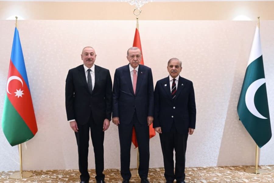Deputat prezidentin Astanada ŞƏT Zirvə görüşündə iştirakından danışıb