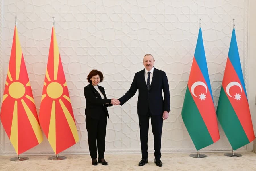 Şimali Makedoniya Prezidenti Qordana Silyanovska-Davkovanın rəsmi qarşılanma mərasimi olub