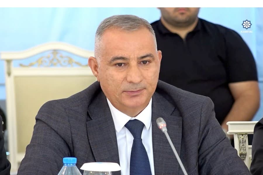 Cəsarət Hüseynzadədən TƏKLİF: Uşaqların telefon istifadəsinə nəzarət üçün dövlət platforması yaradılsın