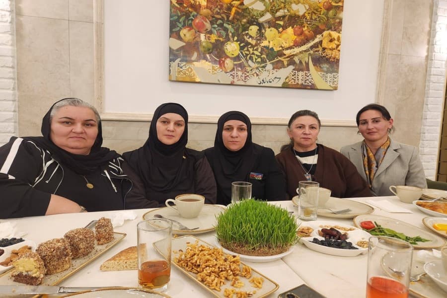 Şəhid ailələri Ramazan iftar süfrəsi ətrafında bir araya gəldi - FOTOLAR