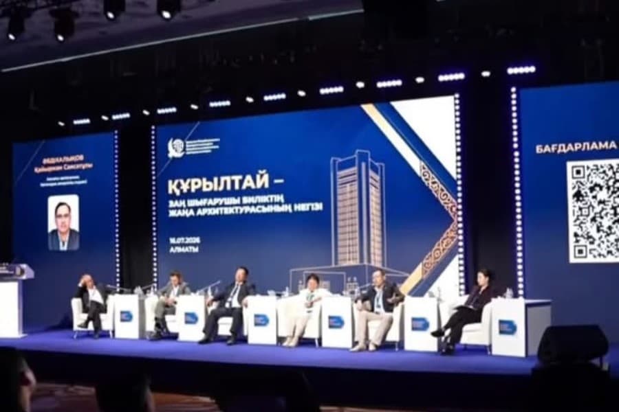 Almatıda Qazaxıstanın yeni parlament modeli və vətəndaş cəmiyyəti müzakirə olunub